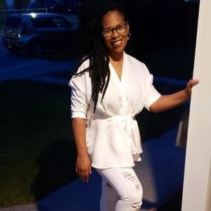 Meet your Posher, Felisa